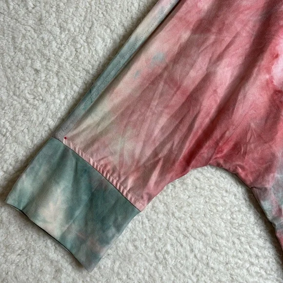 Tie-Dye V-Neck Women's Top - Picture 4 of 8